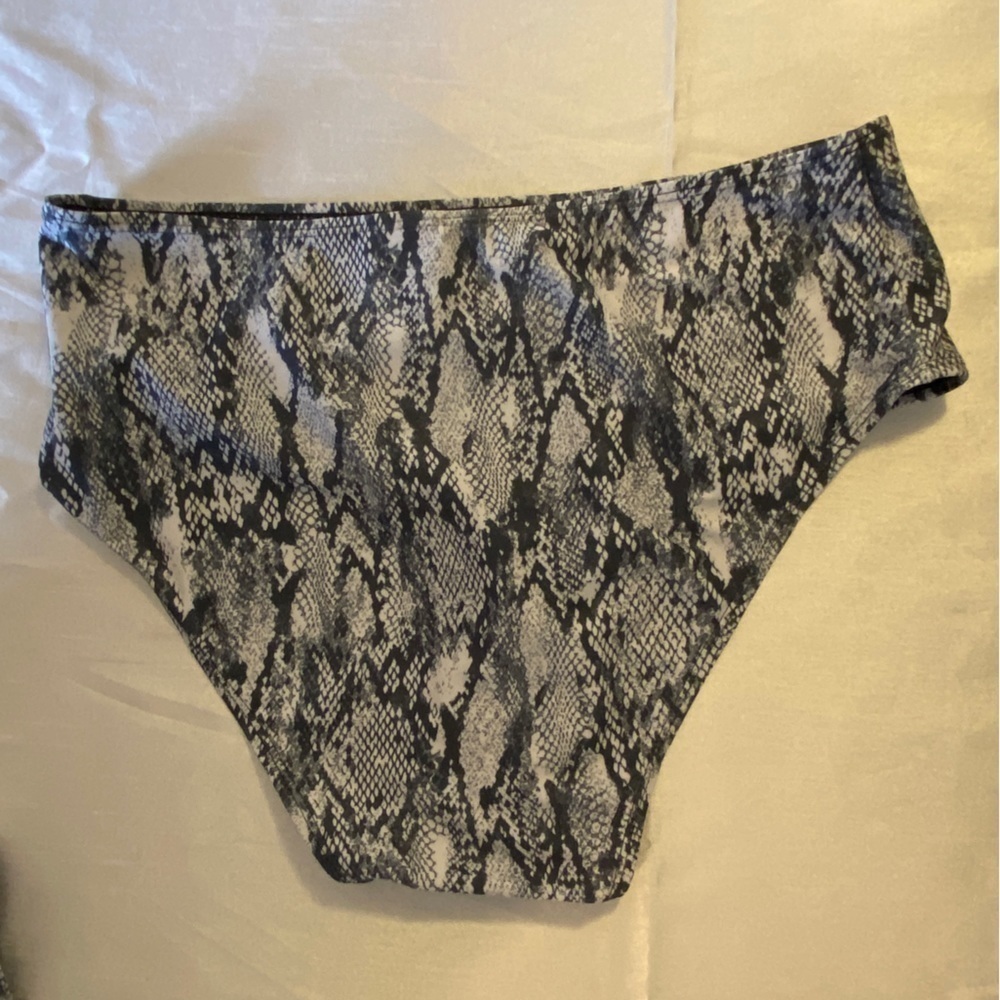 NWT Cover Girl 2-Piece Bikini Set Snakeskin  Ladies 14 - Picture 11 of 14